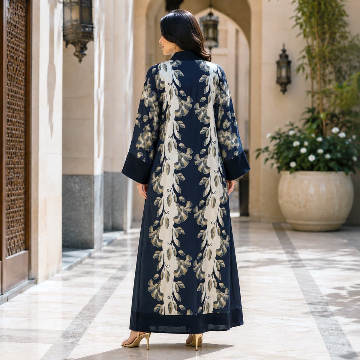 Market Abaya with Shella
