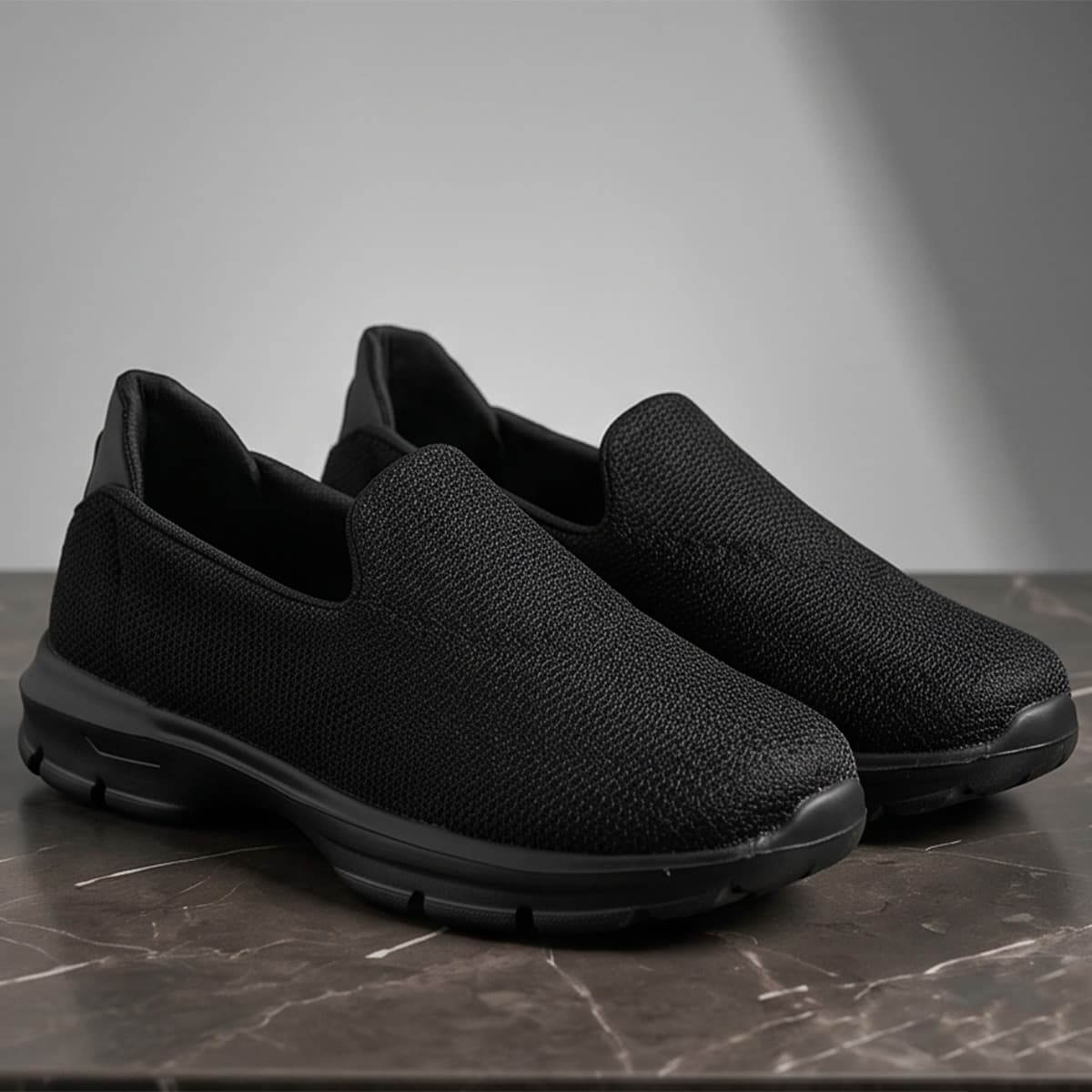 Ladies Sports Shoes