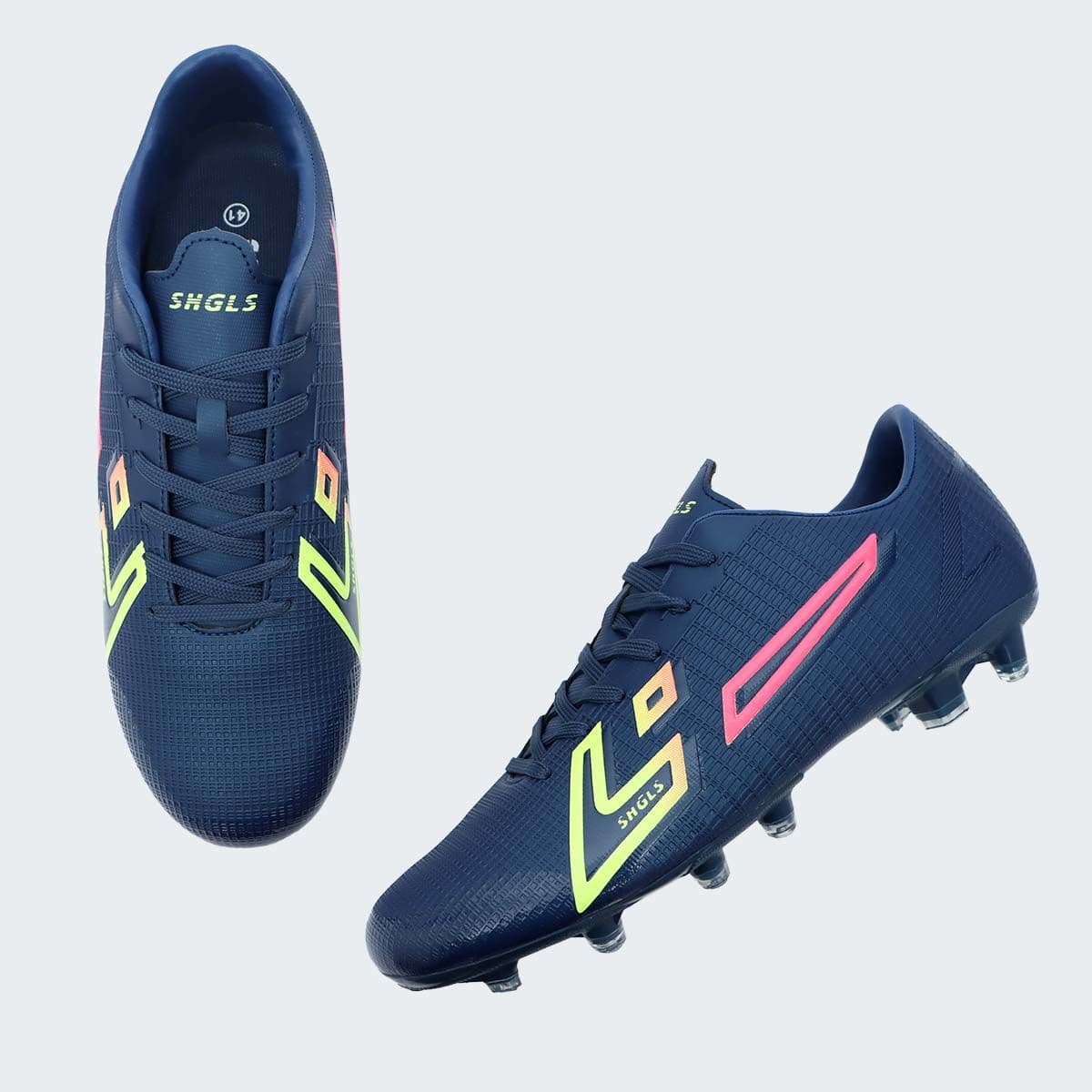 On-Gents Football Shoes Out-Do