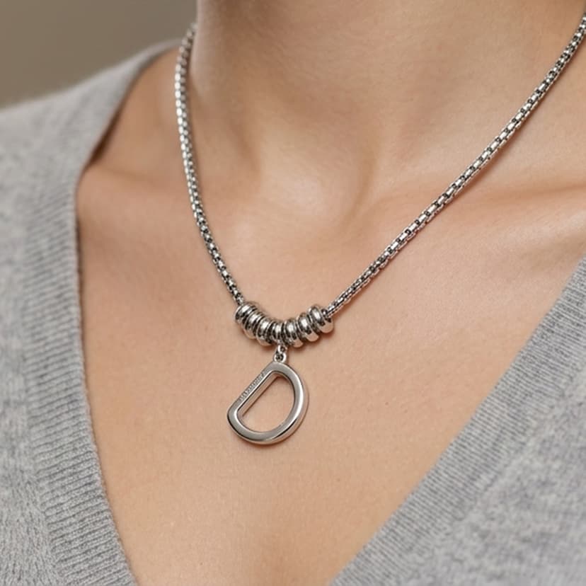 Short Necklace