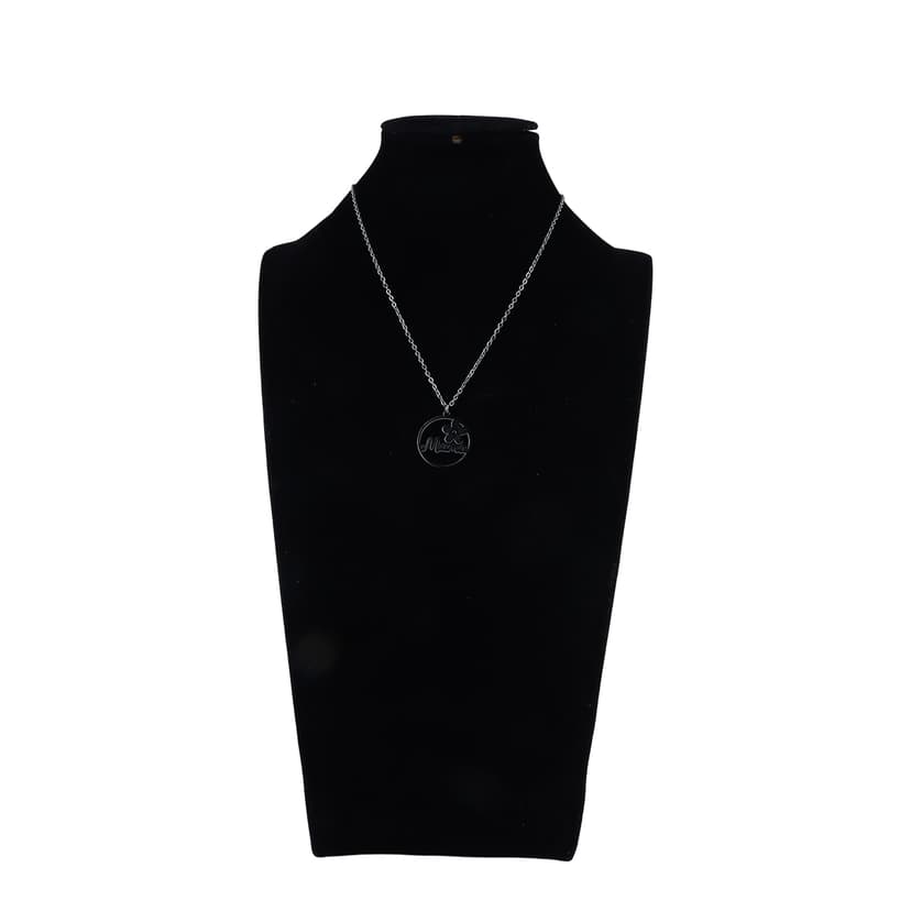 Mama Pendant Chain Necklace