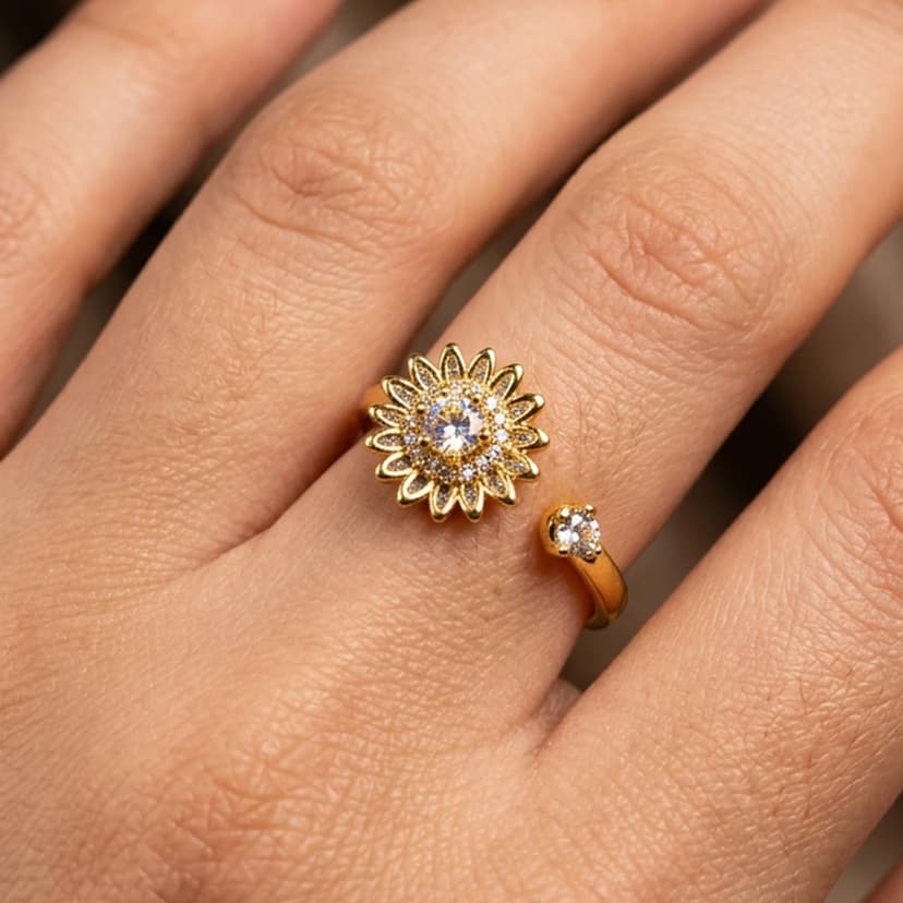 Ladies Finger Ring
