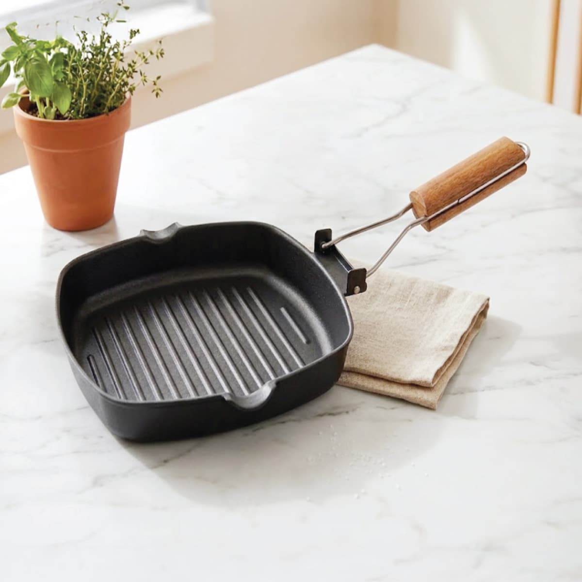 Product Image 5552000186529 (Slot 1)