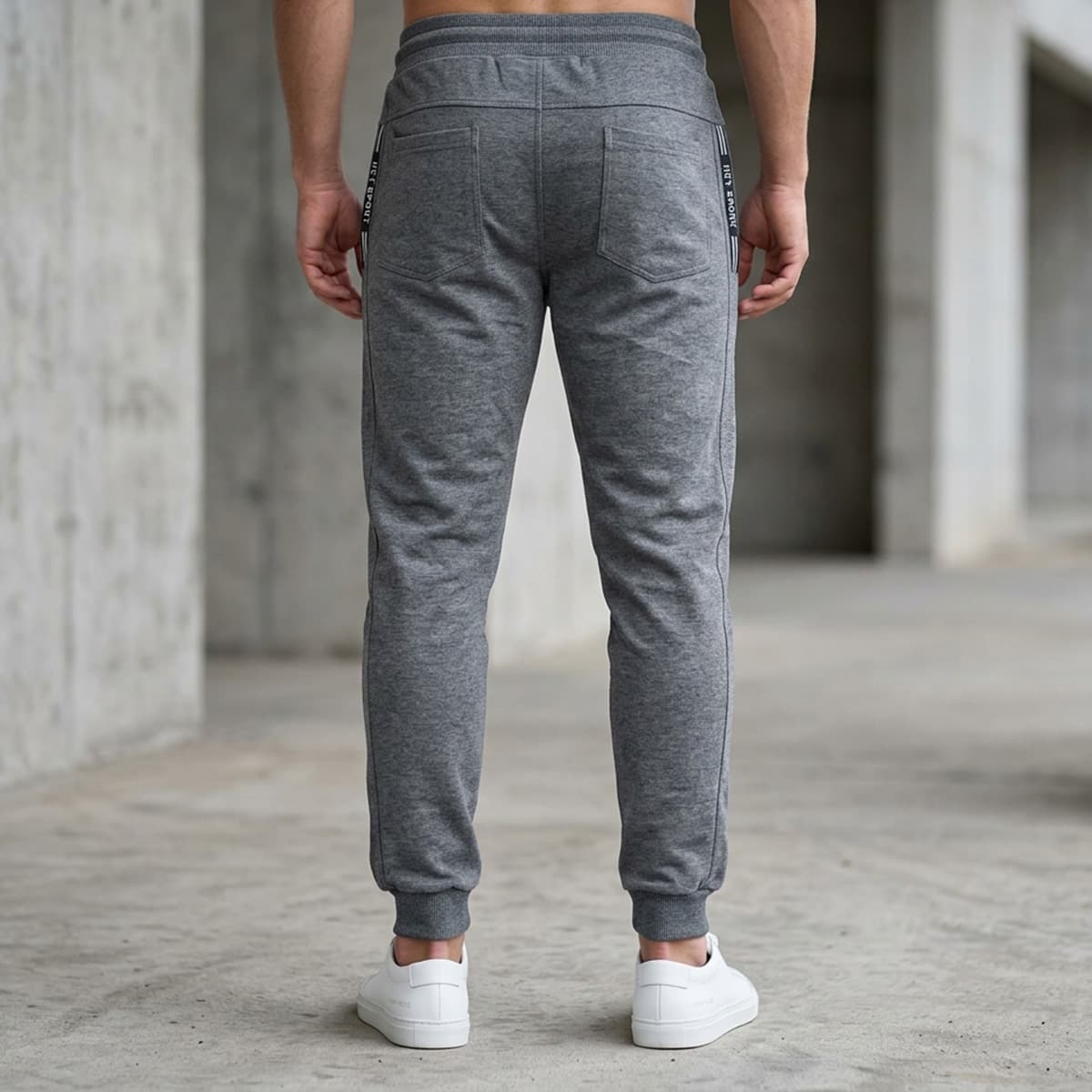 Men Closed Track Pant