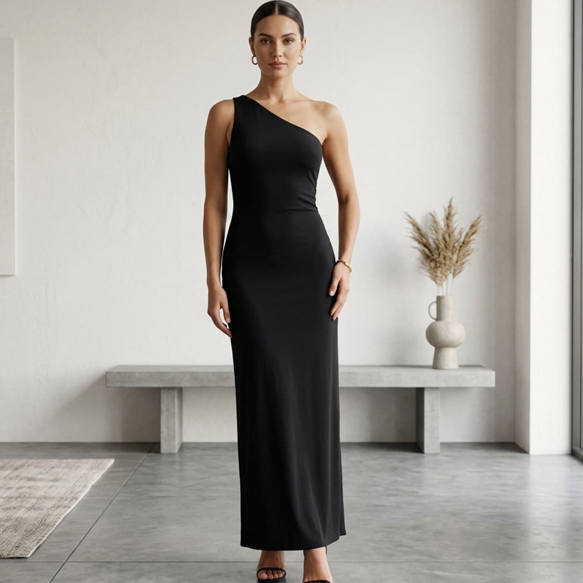 Ladies Long Sleeveless Dress